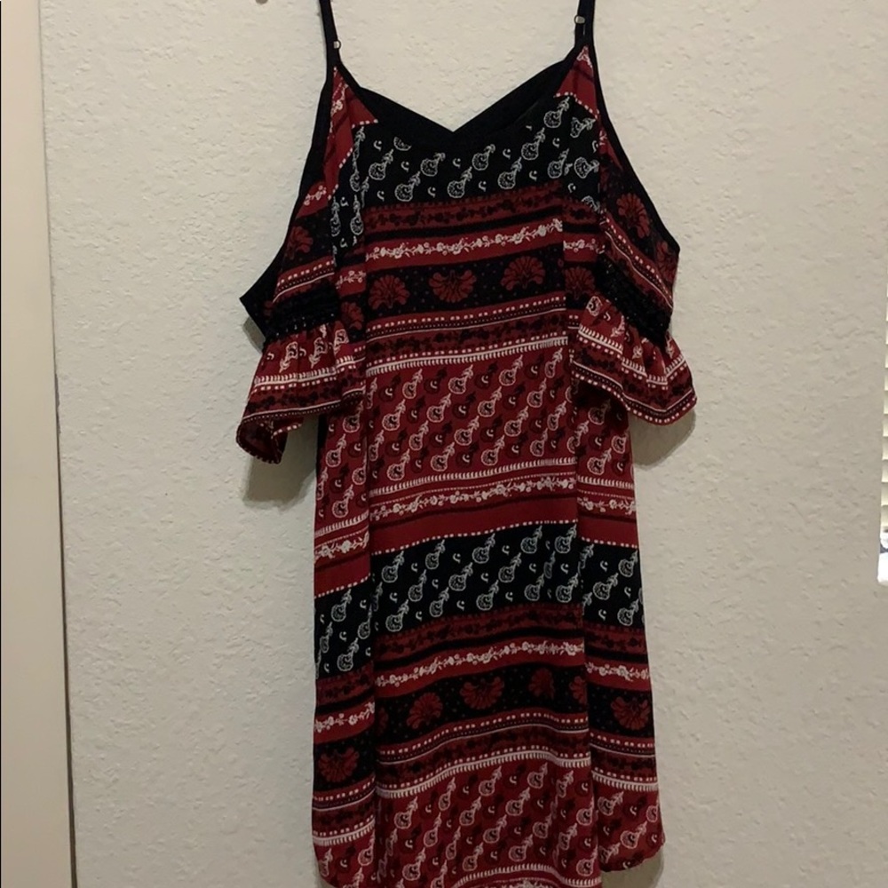 Off the shoulder dress with POCKETS